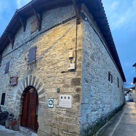 Casa Rural Ardantzena Ardaiz Eksteriør bilde